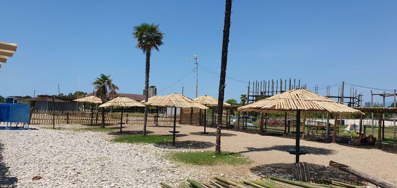 Gud House Hotel Gudauta Exterior photo